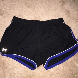 Under Armour semi-fitted Small Shorts